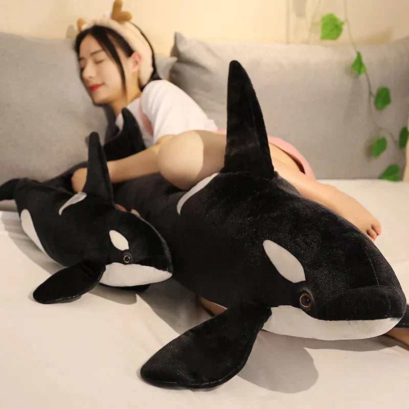 Lifelike Orcinus Orca Black Whale Plush Toy - GiftWave.co