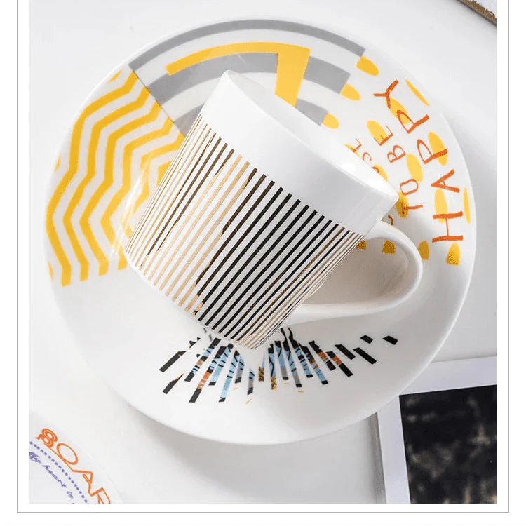 Luycho Anamorphic Mirror Reflection Cup | Locomotion Series Coffee & Tea Set - GiftWave.co