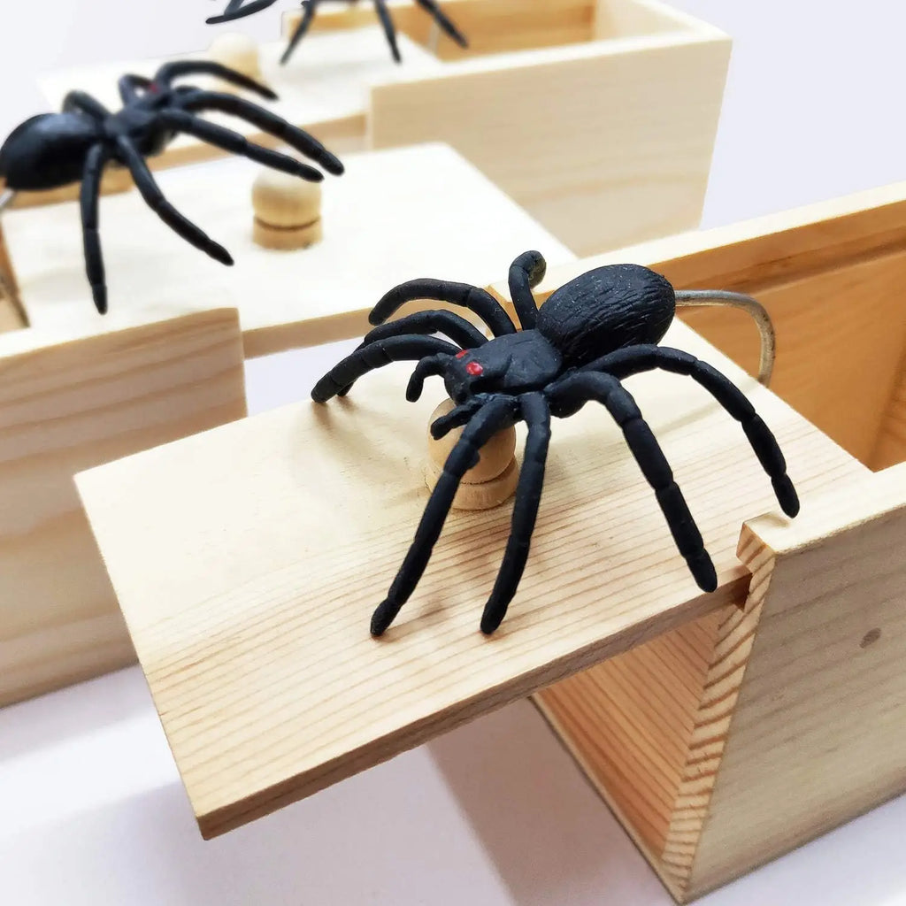 Surprise Spider Joke Box: Funny Prank Toy - GiftWave.co
