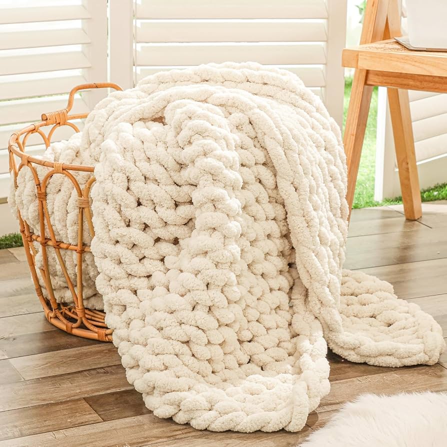 Chunky Knit Throw Blanket — Soft Oversized Knitted Throw for Sofa & Bed - Damsona