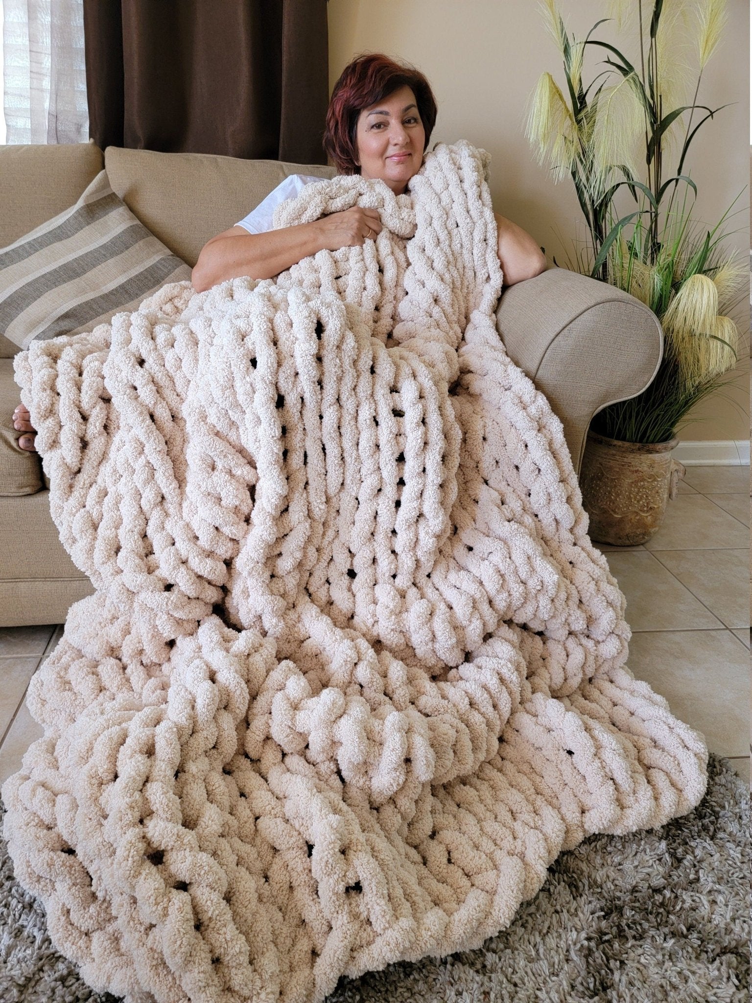 Chunky Knit Throw Blanket — Soft Oversized Knitted Throw for Sofa & Bed - Damsona