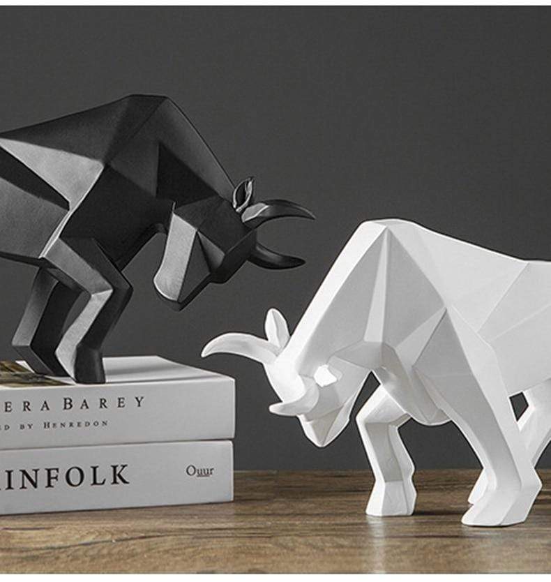 Geometric Bull Sculpture — Modern Abstract Resin Animal Décor, Desk & Office - Damsona