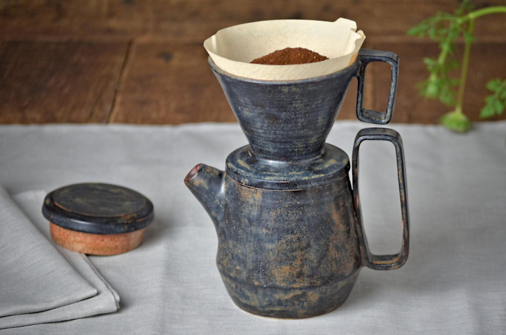 Stoneware coffee maker pour over set