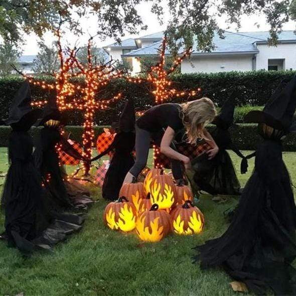 WitchCrow: Halloween Witch Coven Decoration Set - GiftWave.co